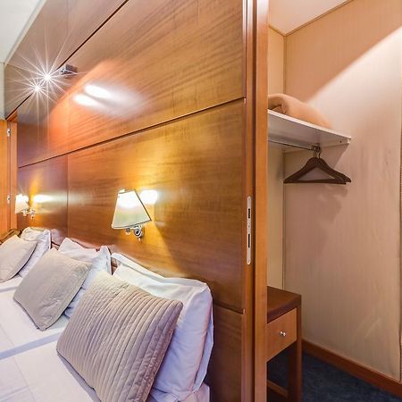 Rovati Guesthouse Рим Екстериор снимка