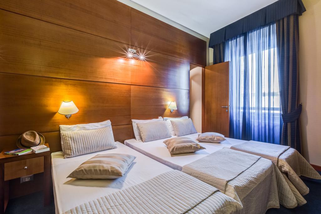Rovati Guesthouse Рим Екстериор снимка