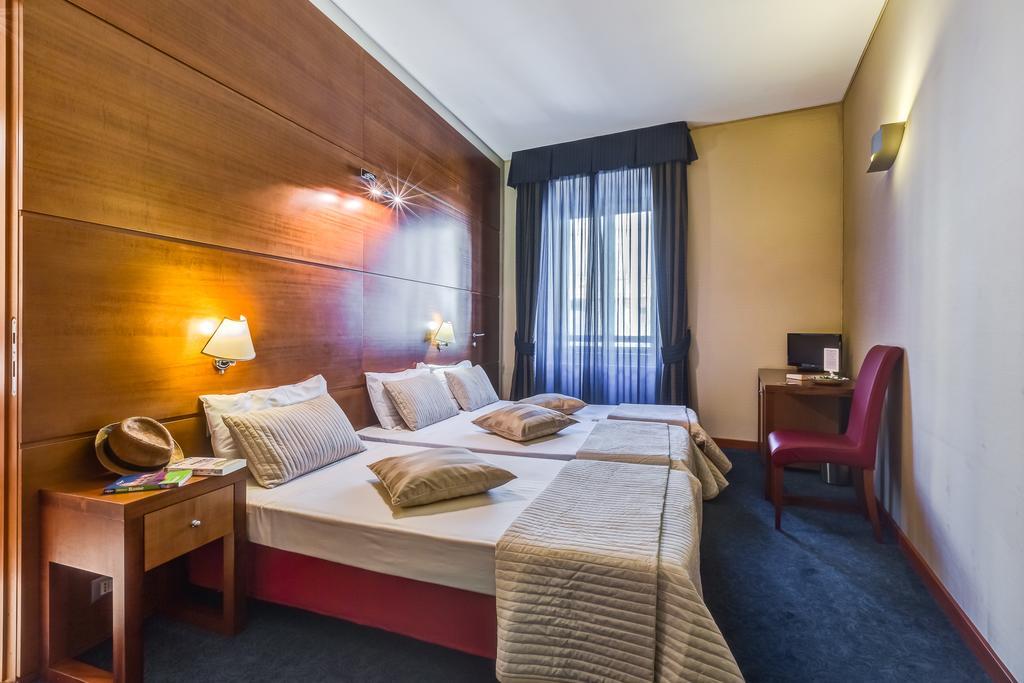 Rovati Guesthouse Рим Екстериор снимка