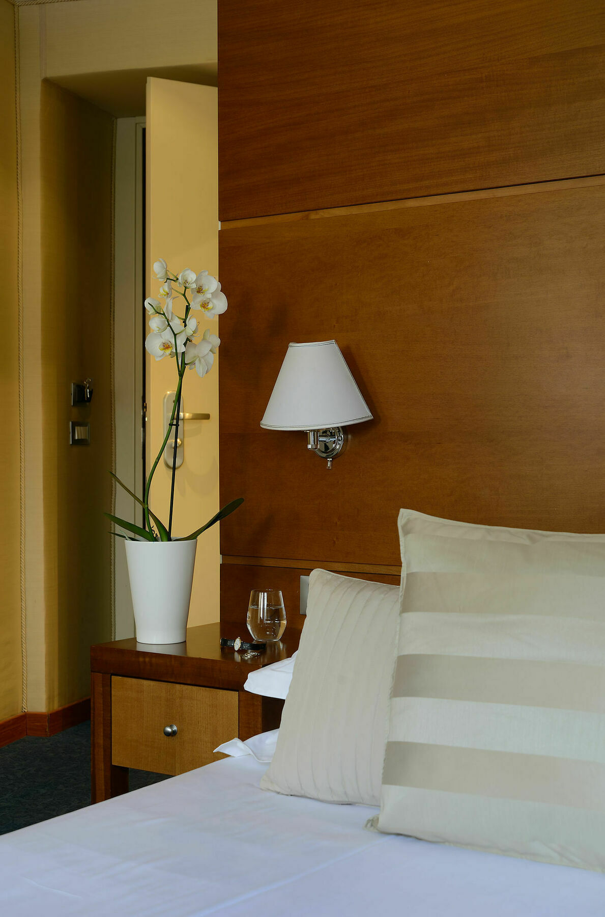 Rovati Guesthouse Рим Екстериор снимка